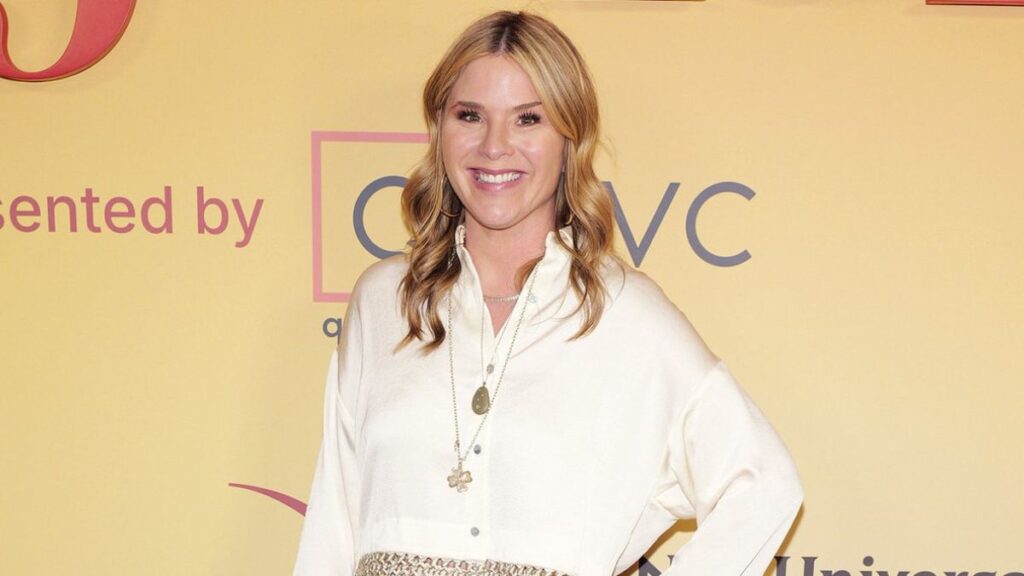 Jenna Bush Hager poses with long wavy hair before her bob haircut