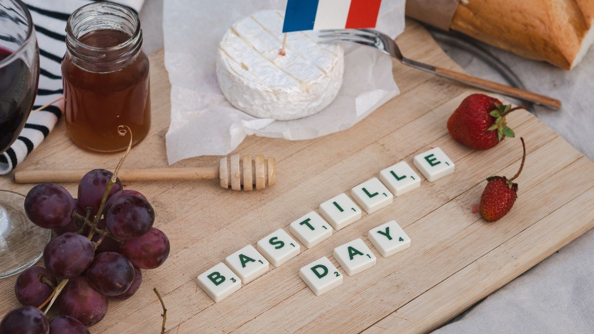 French picnic setup with Bastille Day spelled in letter tiles
