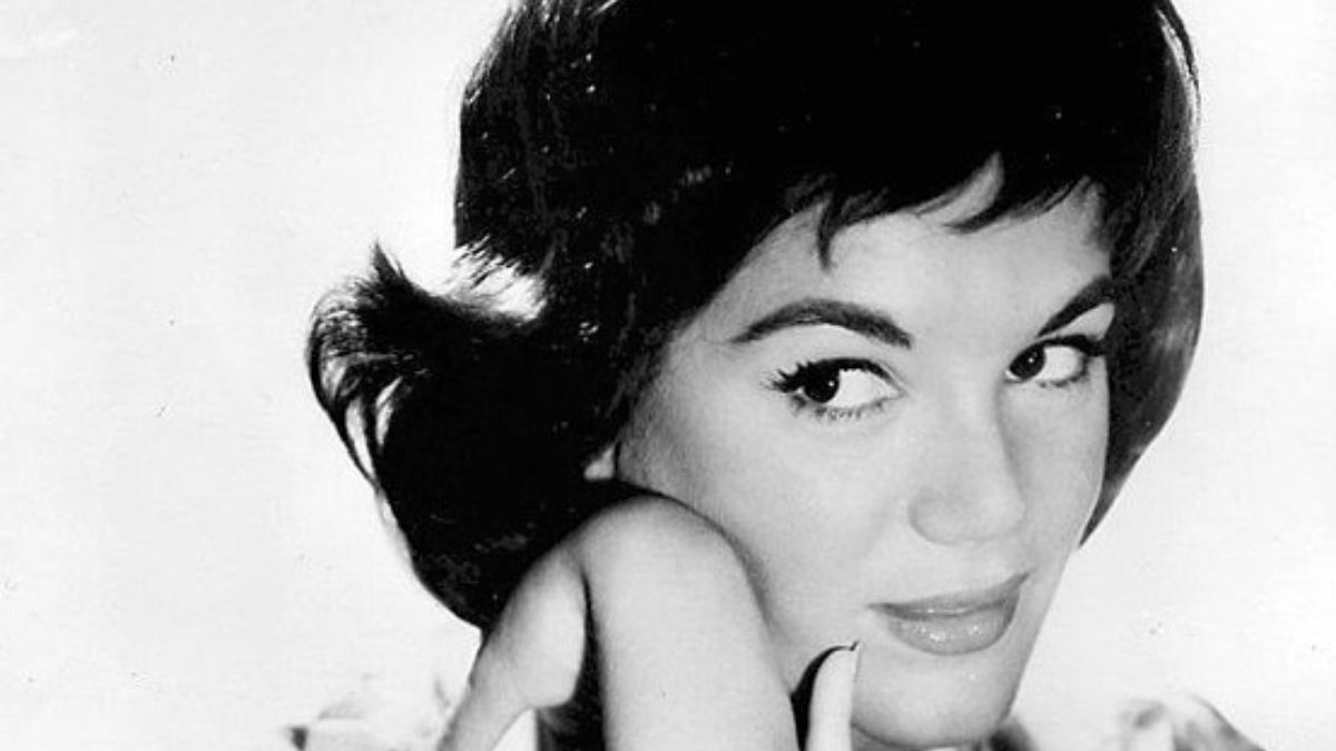 Connie Francis in a classic 60s pose