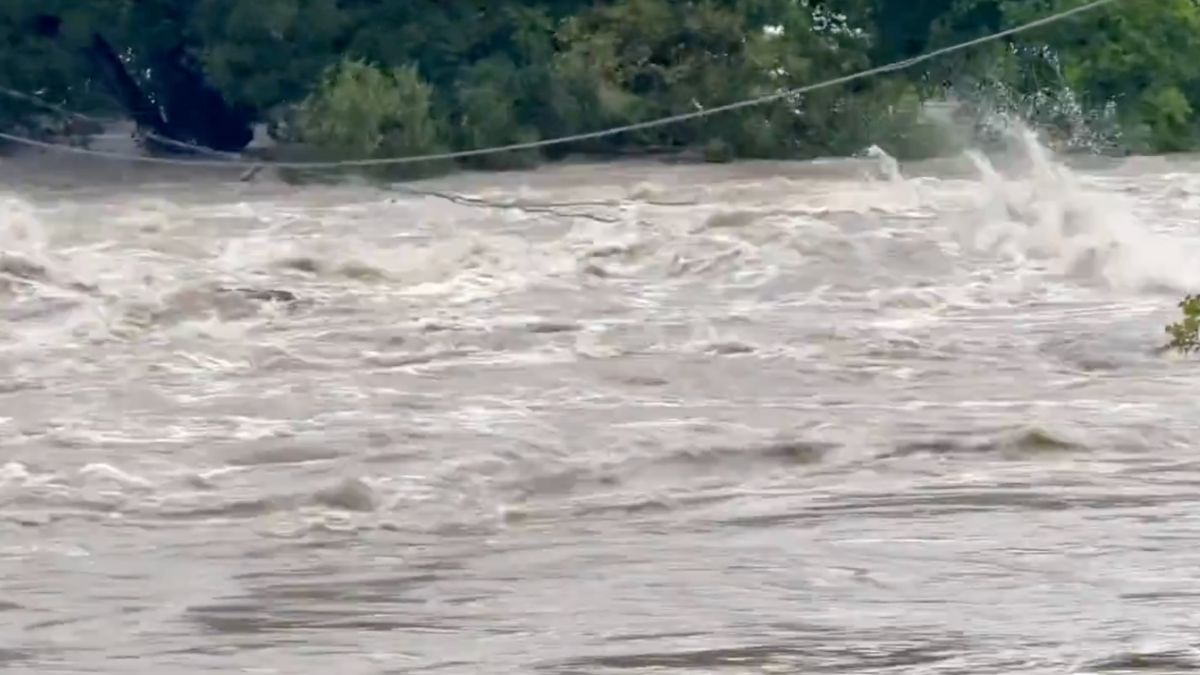 Floodwaters surge across Lampasas County, Texas after heavy rain